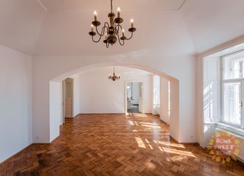 Praha, hezký prostorný byt 3+1 k pronájmu, 142,5m2, nezařízený, terasa, Vinohrady, Jana Masaryka