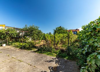 Prodej rodinného domu 5+1 se zahradou v Břeclavi