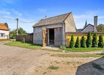 Prodej zrekonstruovaného domu 3+kk, 69,6m2, v obci Hroznová Lhota, okres Hodonín