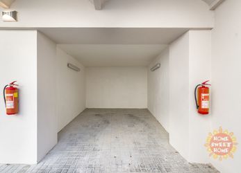 Pronájem Praha 5 - Smíchov, moderní byt 2+kk , 51 m2, garážové stání