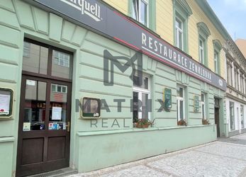 Pronájem velké restaurace se zastřešenou terasou, ul. Zenklova, Praha 8 - Libeň