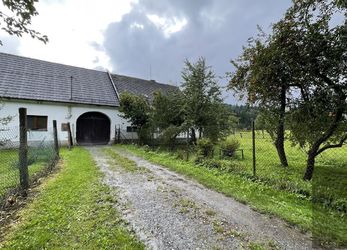 Prodej zemědělské usedlosti 180m², pozemek 2379m² , v obci Česká Dlouhá, Březová nad Svitavou