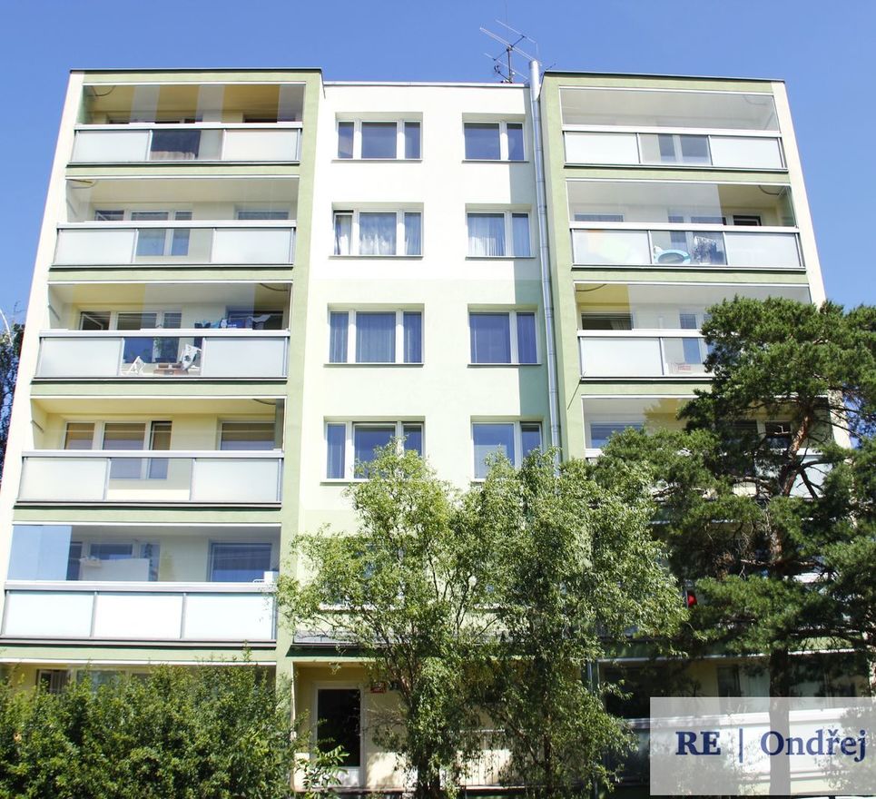 Prodej bytu  3+kk 76m2 s lodžií a sklepní kójí, Praha 10 - Záběhlice