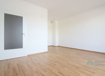 Prodej, byt 2+kk, 47 m2, Antonína Petrofa, Hradec Králové