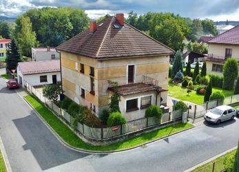 Prodej rodinného domu, 6+2, 994 m2, Uhlířské Janovice
