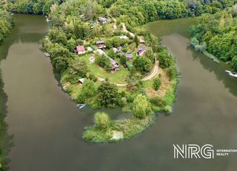 Prodej rekreační chaty 180 m2, s pozemkem 706 m2, Křečovice