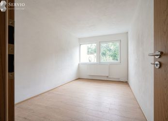 Prodej bytu 3+1 s balkonem, 75 m2, Hrotovice, okres Třebíč