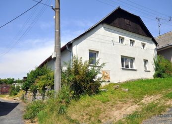 Prodej rodinný dům Litovel Savín 1387m2
