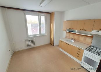 Prodej bytu 3+1, Pardubice - Studánka