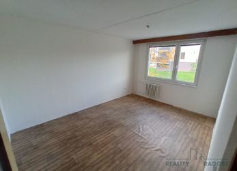 Prodej bytu 3+1, Pardubice - Studánka