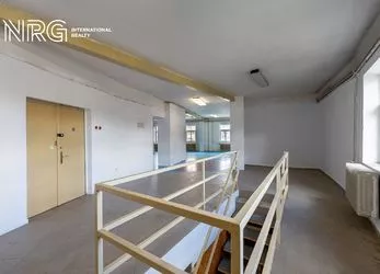 Prodej bytového domu s komerčními prostory, 650 m2, Turnov