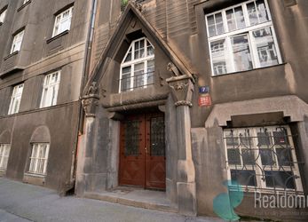 Prodej, byt 4+kk s krbem, 113 m2, Podskalská, Praha 2