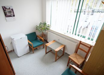 Pronájem nebytového prostoru - ordinace - kanceláře, 62 m2, Olomouc