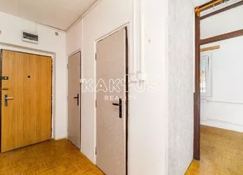 Prodej bytu 2+1 o velikosti 55 m2, ulice Zednická, Ostrava-Poruba