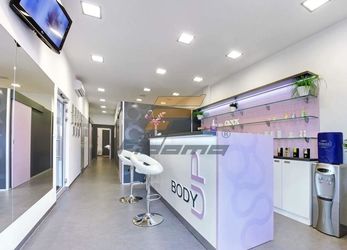 Prodej prosperujícího salonu Body - up a přenechání pronájmu obchodních prostor Brno-Komín