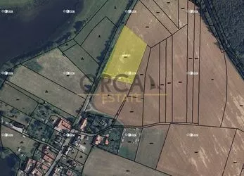 0,1 ha pozemku v k.ú. Rosovice