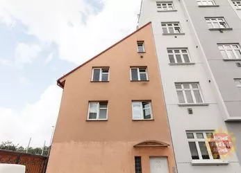 Pronájem bytu 1+1, 30 m2, ulice Čerpadlová, Praha 9