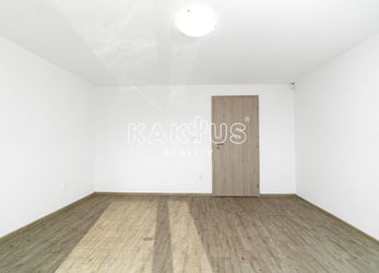 Pronájem bytu 3+1 [84 m2], ul. Na Lánech, Ostrava - Nová Ves