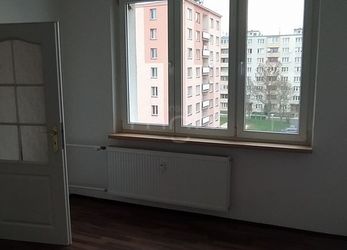 Prodej bytu 2+1 s balkonem v Novém Sedle, ulice Příčná