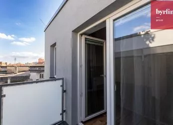 Prodej bytu 1+kk s balkónem Opava