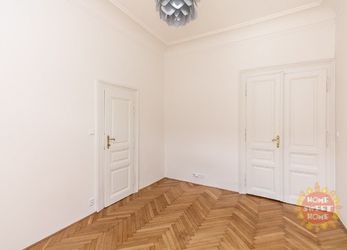 Praha 1, nezařízený byt k pronájmu 3+1 (109m2), ulice Havelská, Staré Město