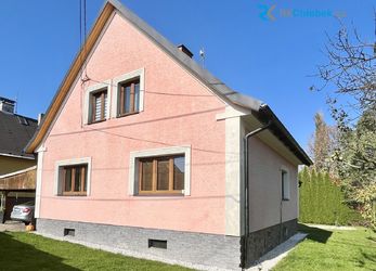 Prodej rodinného domu 246 m², pozemek 774 m²