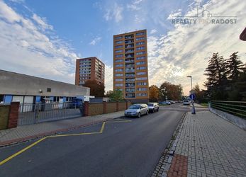 Pronájem bytu 1+kk o CP 37 m2, Gebauerova, Hradec Králové
