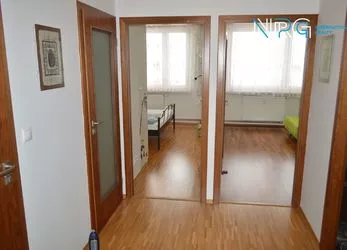Prodej bytu 3+kk, 80 m2, garáž, Praha - Ruzyně, ul. Šmolíkova