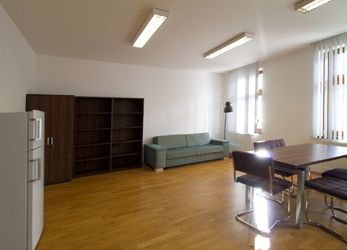 Pronájem, byt 2+kk, 56 m², Plzeň, ul. Radyňská
