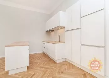 Praha, krásný nezařízený byt k pronájmu 3+kk (107m2), ulice Ječná, Nové Město