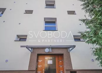 Prodej, Byt 2+1 s balkonem, ulice Jiránkova, Hradec Králové