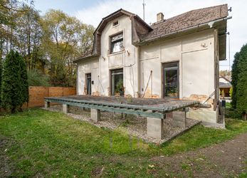 Prodej nadstandardního RD 3+kk 219m2 se zahradou a wellness, Kolnovice - Mikulovice