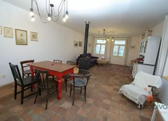 Rodinný dům po kompletní pečlivé rekonstrukci a přístavbě kuchyně, Záběhlice - Řečice, okr. Humpolec