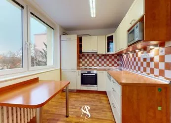 Prodej bytu 3+1 (74 m²) s lodžií ul. Mozartova Prostějov