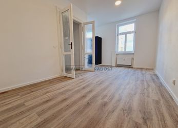 Pronájem zrekonstruovaného bytu 1+kk, 34,40m2, na ulici Antonínská, Brno-Veveří
