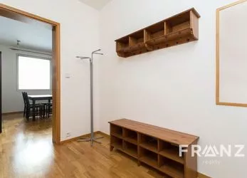 Prodej bytu 3+kk 81m², Korunní, Praha 10 - Vinohrady