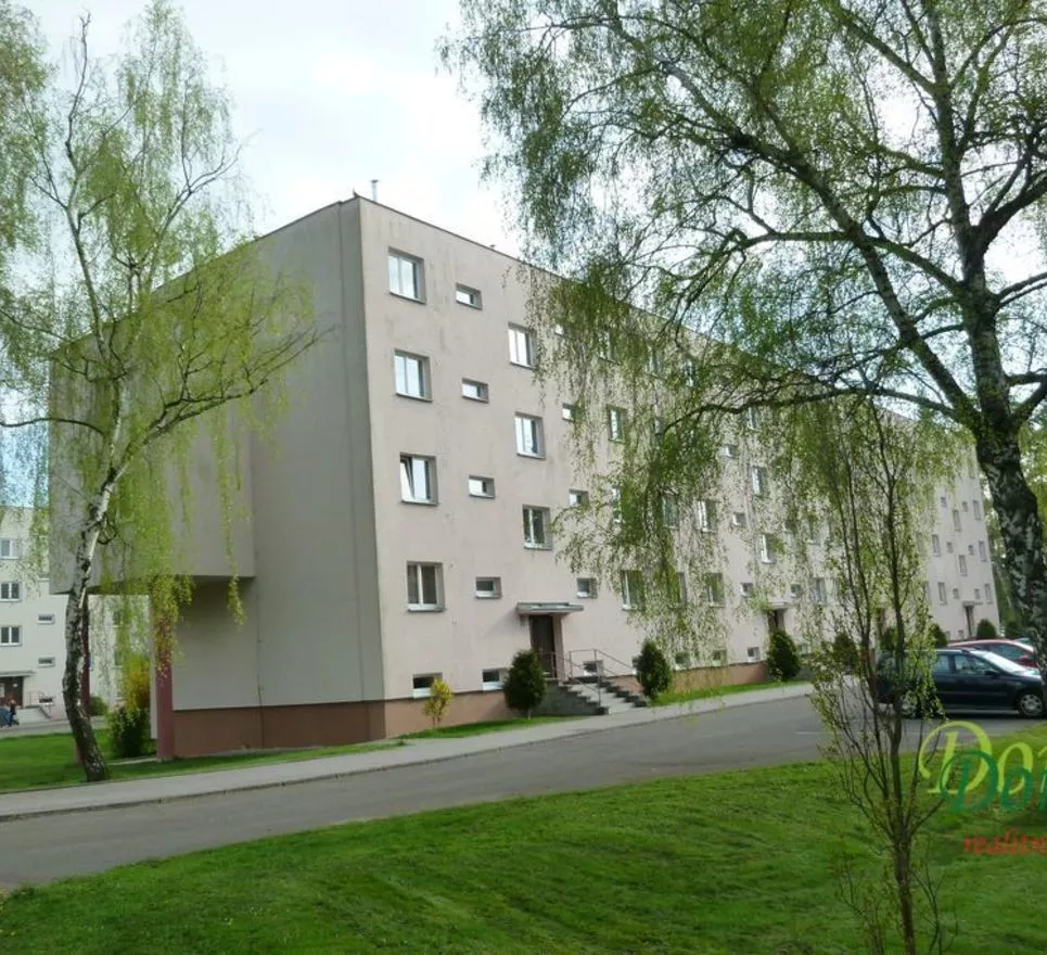 Prodej pěkného bytu 2+1 s balkónem - Hradec Králové