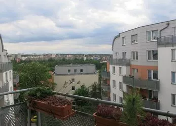 Pronájem bytu 2+kk, 45m2, s balkónem a sklepem, Praha 10 - Záběhlice