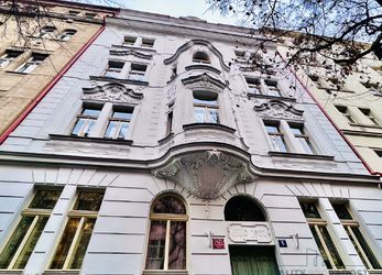 Pronájem bytu 3+kk v ulici Lužické na pražských Vinohradech
