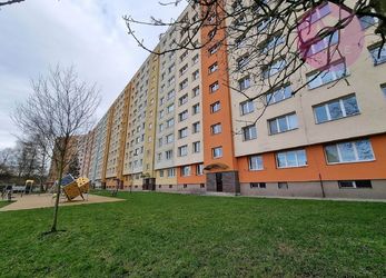 Pronájem bytu 1+1 38 m2 - ul. Srbská, Ostrava-Výškovice