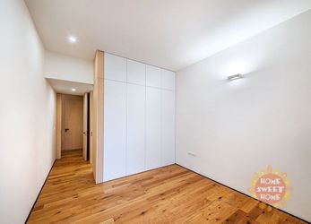 Praha, pronájem krasný světlý byt 3+kk ( 97,6m² )po rekonstrukci  v Karlíně, ulice Šaldova