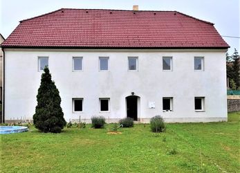 Prodej  rodinného domu 5+1, pozemek 1877m2 v Křivoklátu, prodej RD OV Křivoklát