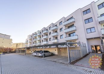 Uhříněves, nový zařízený byt 1+kk k pronájmu, předzahrádka, parkování, sklep,ulice Františka Diviše.