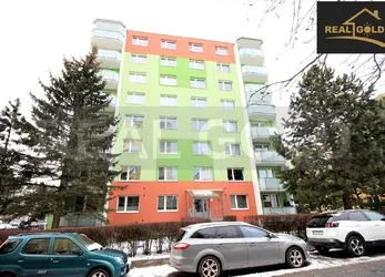 Pronájem bytu 3+1 o rozloze 74 m², na ulici Dukovanská, Nové Dvory, Třebíč