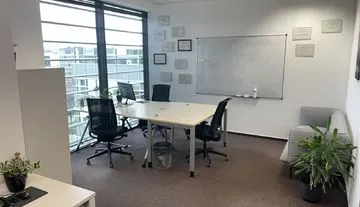 Podnájem moderní kanceláře v Spielberk Office Centre na Holandské v Brně.