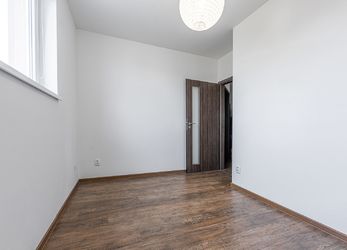 Prodej, byt 4+kk, 81m², Vochov