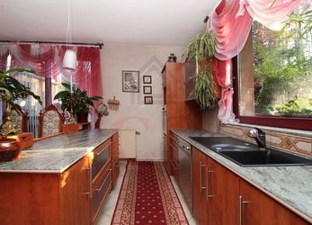 Prodej rodinného domu, 7+KK, 284 m2, Lhota u Plzně