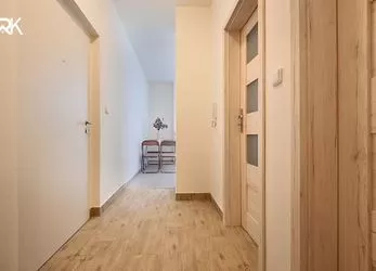 Prodej bytu 1+kk, 73 m2, Janovice nad Úhlavou