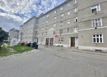 Pronájem bytu 1+1, 48 m2, Olomouc, ul. Šmeralova