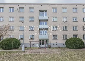 Prodej, Byt 3+1 v původním stavu, ulice Písečná - Hradec Králové